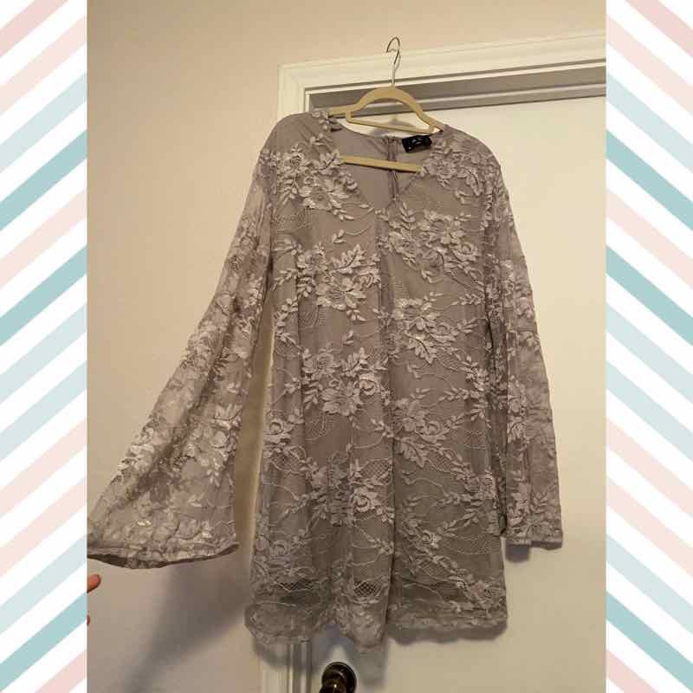 Grey lace bell sleeve shift dress